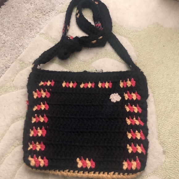 Boho style wool handbag - Picture 2 of 3
